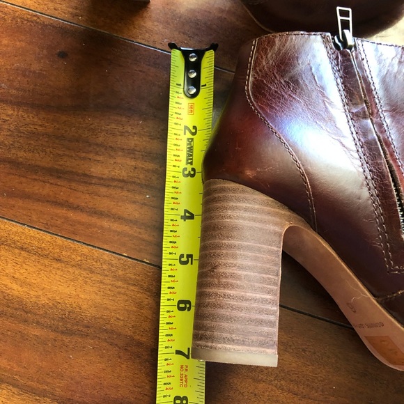 Madewell brown Sutton boots booties size 6 heels style 8637 - Picture 5 of 7